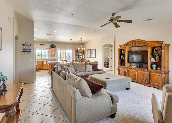Private Pool, 3 Mi To Water! Havasu *
